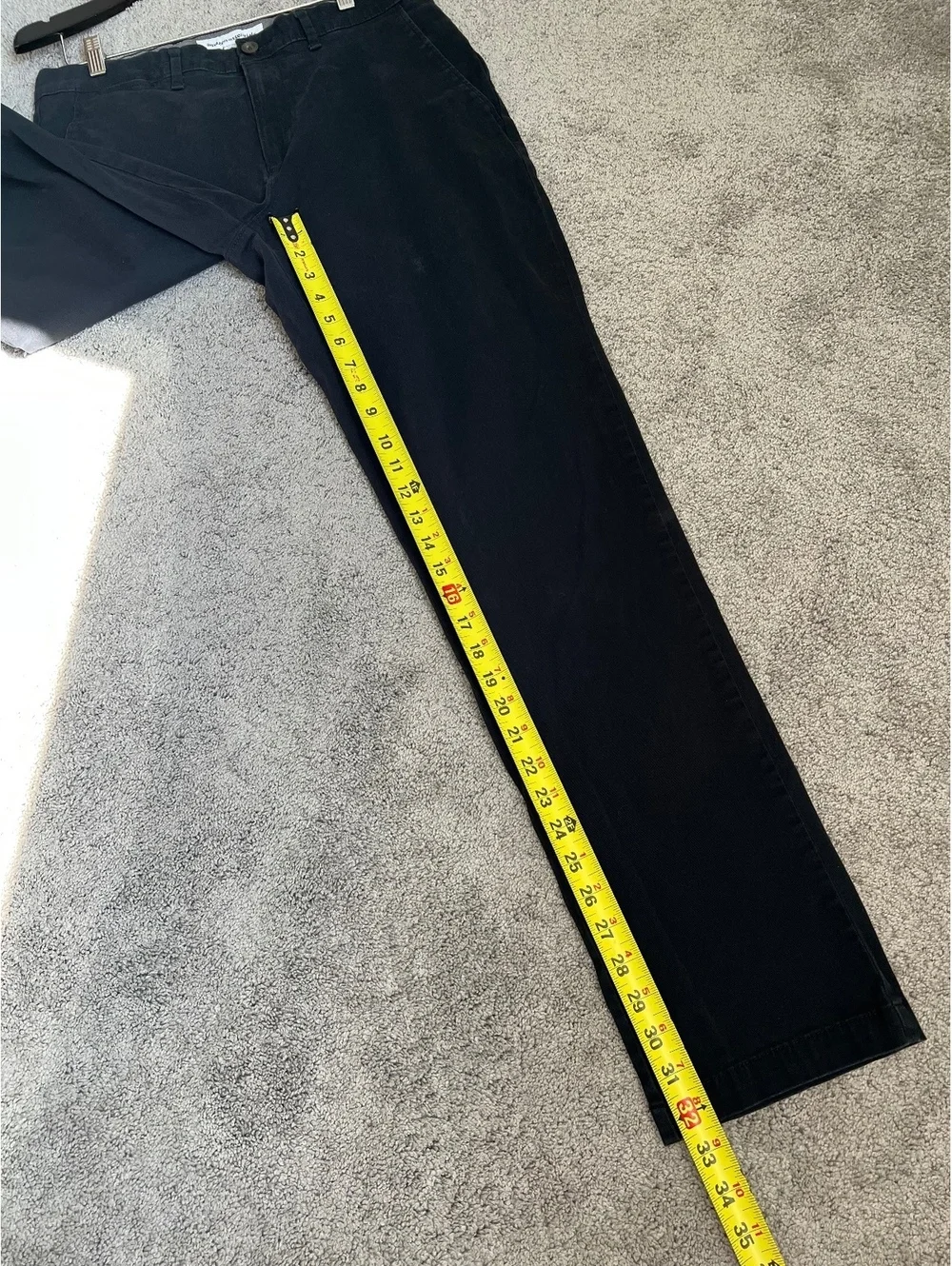 Amazon Essentials Men’s Chino Pant 33x34 Black Straight Flat Front Casual Cotton